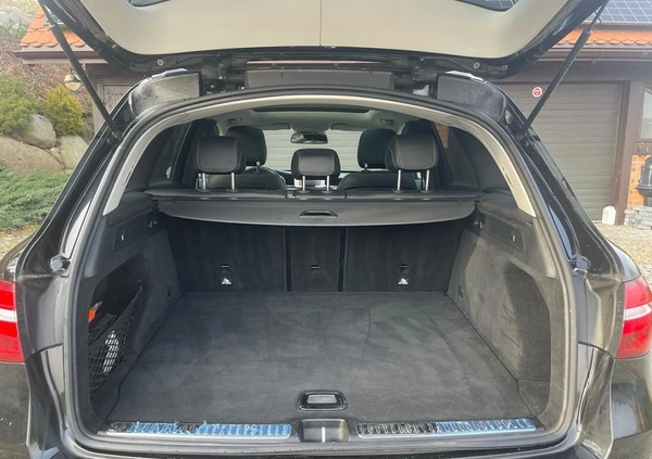 Mercedes-Benz GLC cena 123000 przebieg: 175000, rok produkcji 2017 z Białogard małe 56